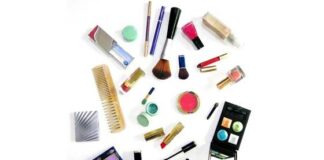 Operação de Limpeza á caixa dos cosméticos