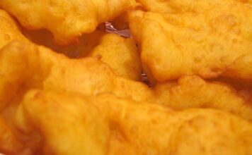 Filhoses portuguesas - doce tipico e tradicional da época do Natal