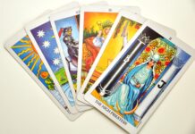 Conheça a vertente terapêutica do Tarot