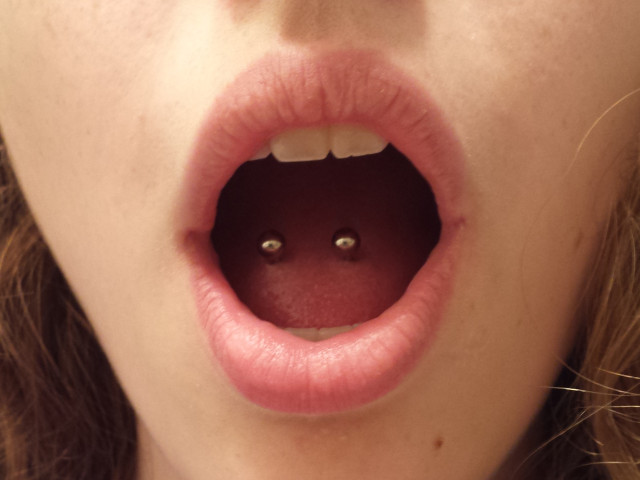Piercing na lingua