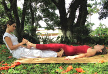 A massagem tailandesa Nuad-Borarn (Thai Yoga Massage)