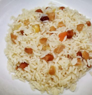 Pudim de arroz e frutos secos