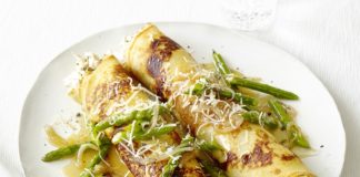 Crepes salgados de frango