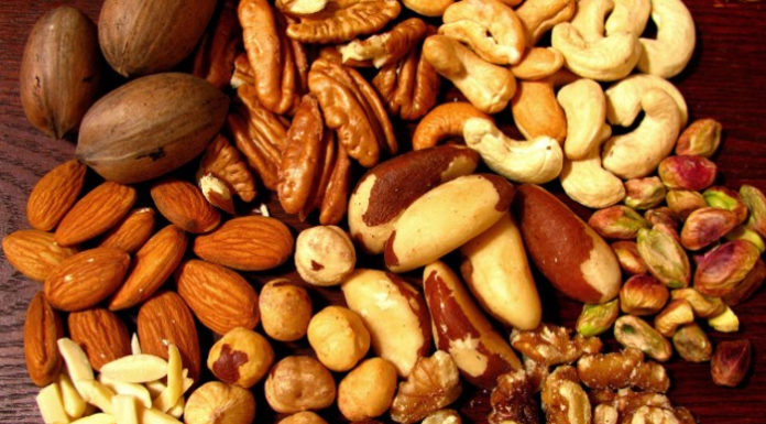 Como descascar e conservar os frutos secos Como descascar e conservar os frutos secos