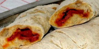 Pão com chouriço caseiro