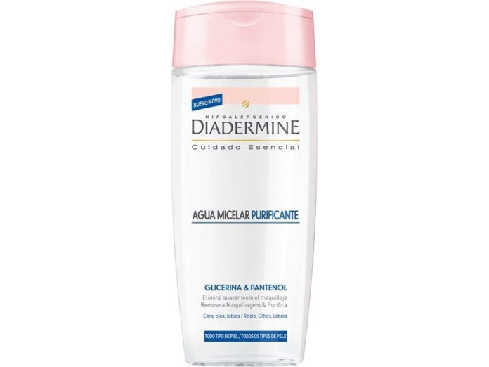 Desmaquilhagem com Diadermine Essentials Agua Micelar