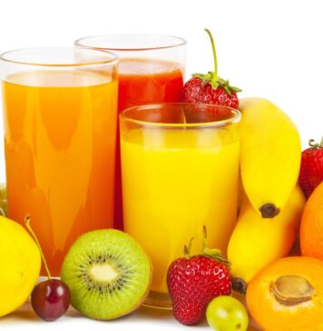 Como introduzir os sumos de fruta na alimentação do bebé