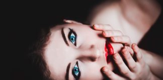 Descubra algumas verdades e truques sobre o batom