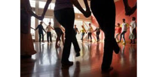 Estreia de Dança de roda em Almada