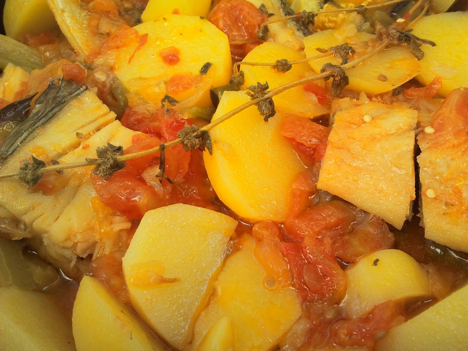 Bacalhau guisado à Lisboeta.