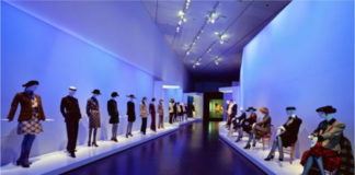 Museu Yves Saint Laurent - Moments of Creation