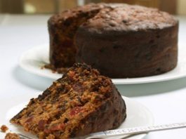 Receita de Bolo de Natal dos Açores.