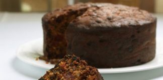 Receita de Bolo de Natal dos Açores.