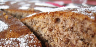 Receita de Bolo de mel e frutos secos