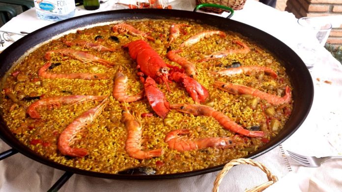 Receita de Paella valenciana ou arroz á valenciana