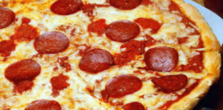 Receita de pizza pepperoni