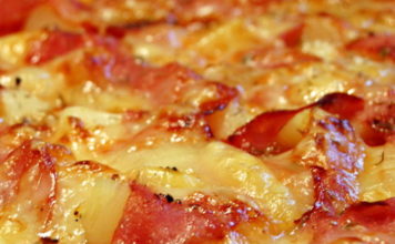 Receita de Pizza de bacon e ananás