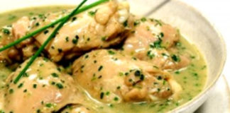 Receita de frango com molho cremoso de coco