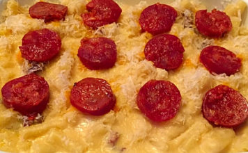 Receita de macarrão com chouriço gratinado