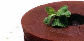 Receita de pudim de chocolate com menta