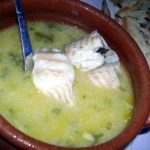 Receita de sopa de cação com coentros picados