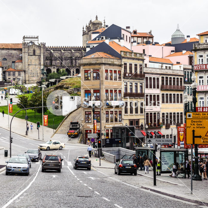 Vestir a cidade da Porto 2001