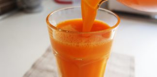 Receita de Sumo de Coco com cenoura, maçã e pepino