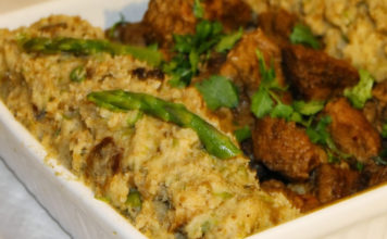 Migas de espargos com lombinhos de porco preto grelhados Receita de migas de espargos com lombinhos de porco preto grelhados