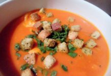 Receita de sopa de tomate à alentejana