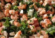 Receita da salada de camarão e queijo