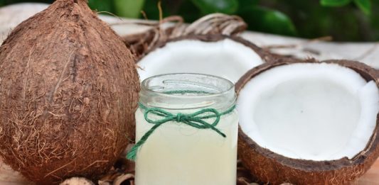 Óleo de coco - benefícios e aplicações