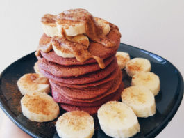 Receita de panquecas de aveia e banana